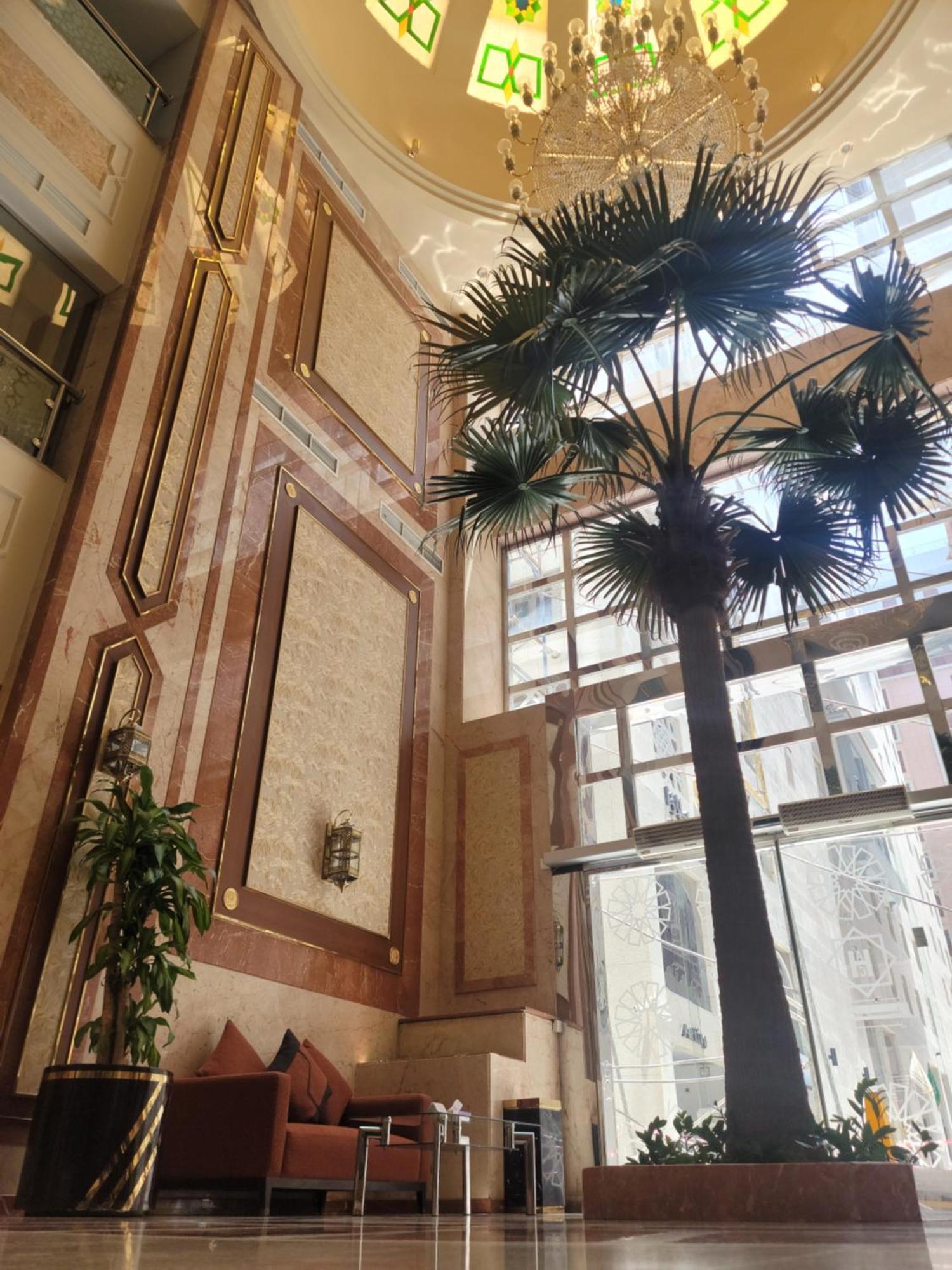 Qasr Al Ansar Golden Tulip Hotel Medina Exterior photo