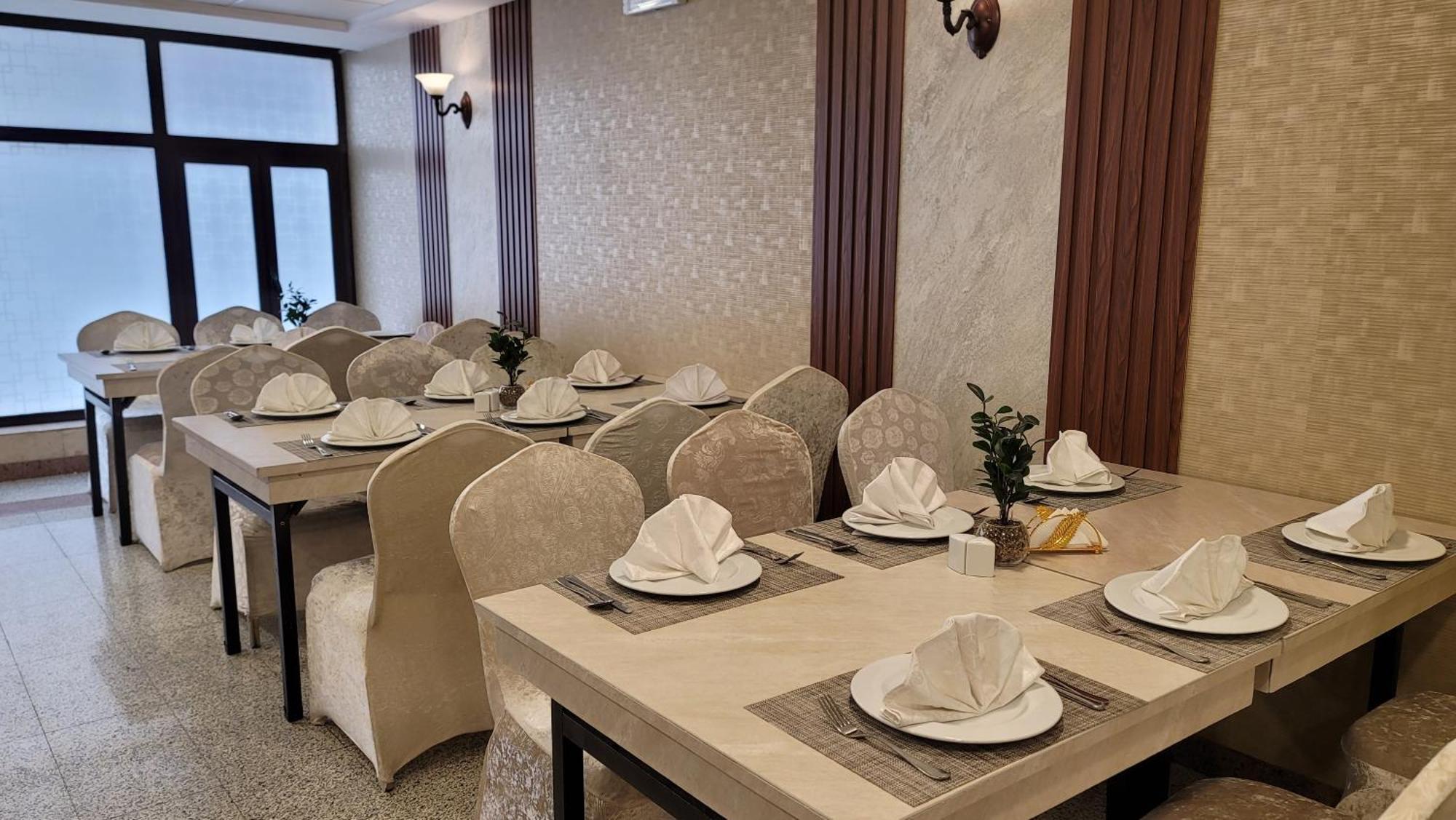 Qasr Al Ansar Golden Tulip Hotel Medina Exterior photo